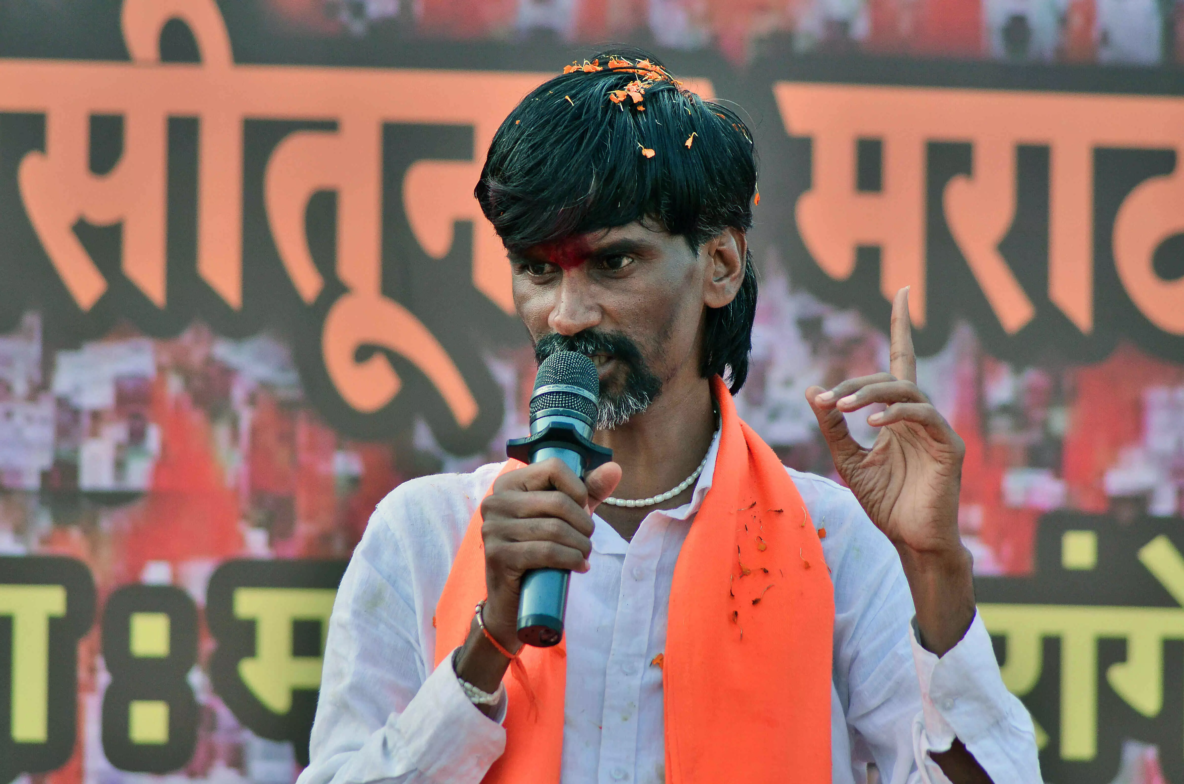 Maratha quota activist ends fast, claims Fadnavis trying to send him to jail